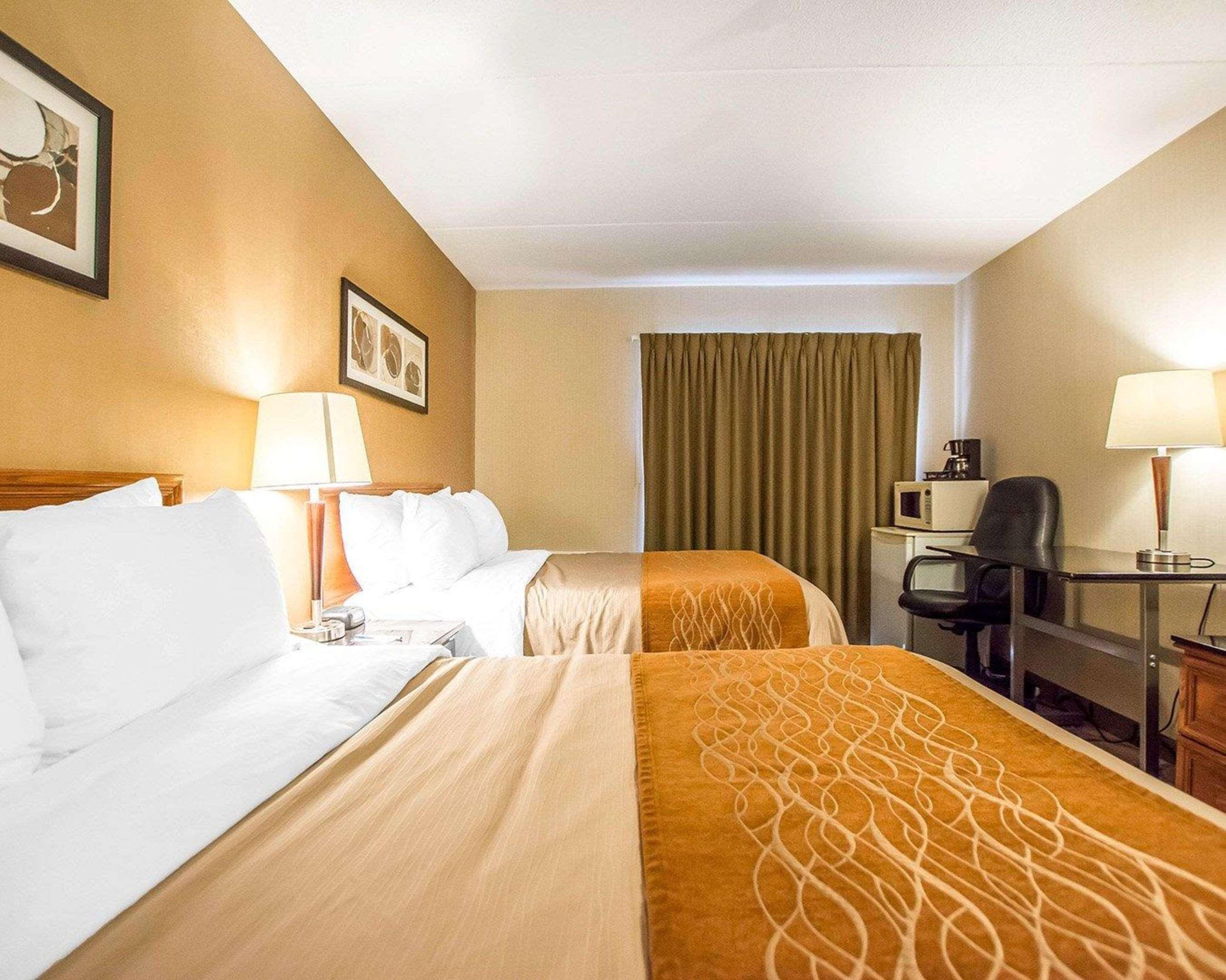 Comfort Inn Kirkland Lake Exterior foto